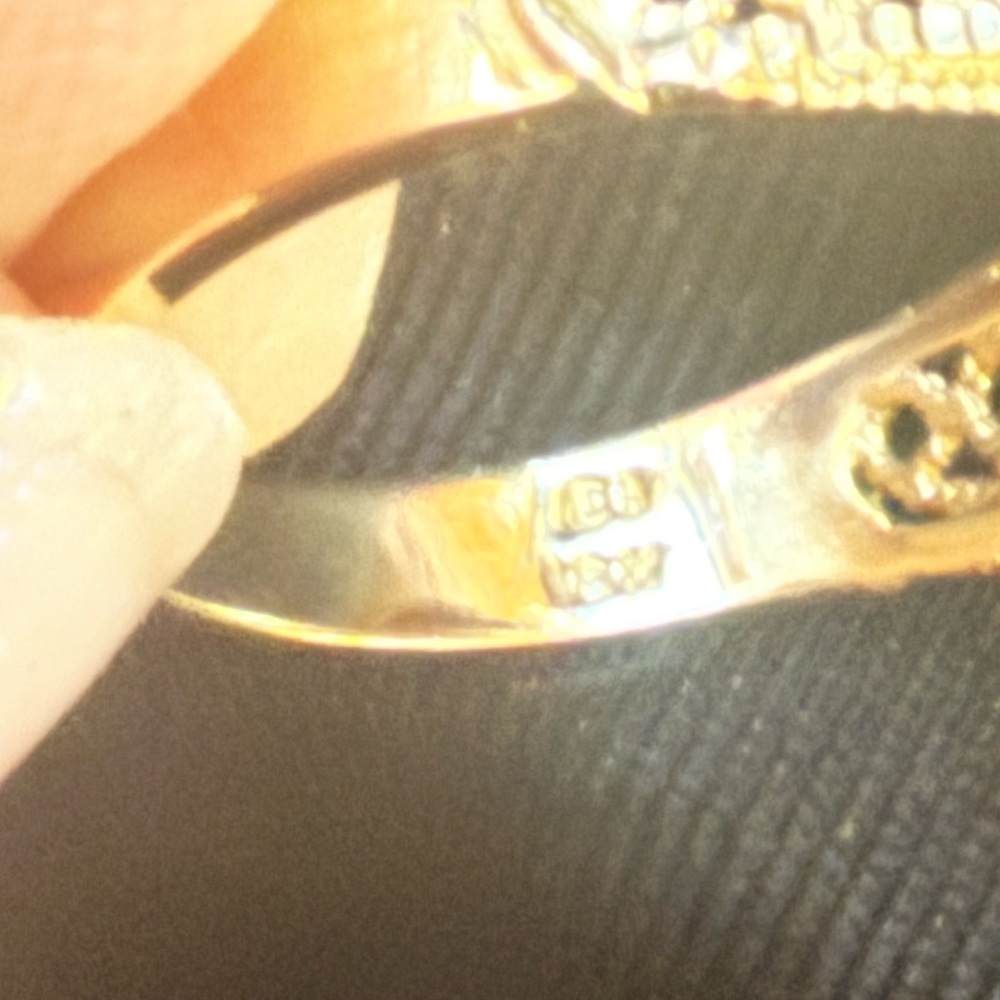 NWOT: 10k Yellow Gold Natural Ruby Ring - Picture 6 of 6